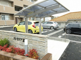 【駐車場】