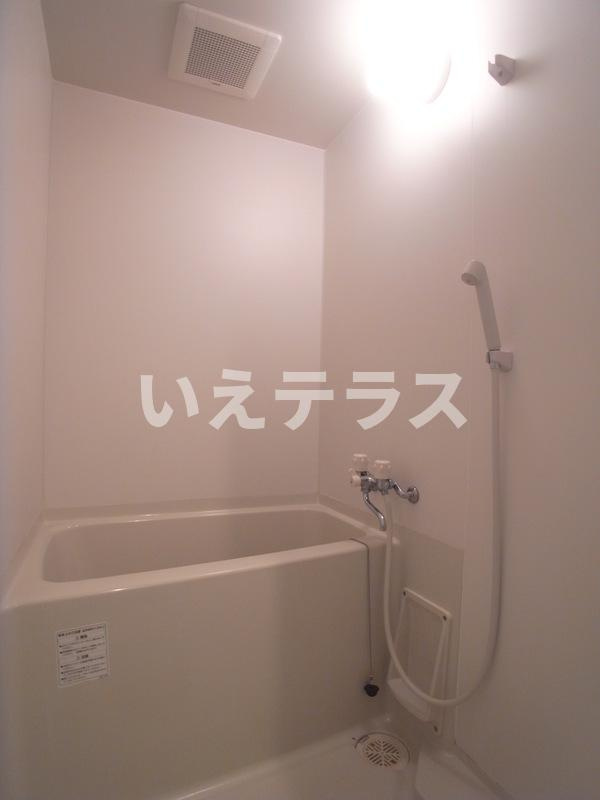 神戸山手アパートメントの浴室