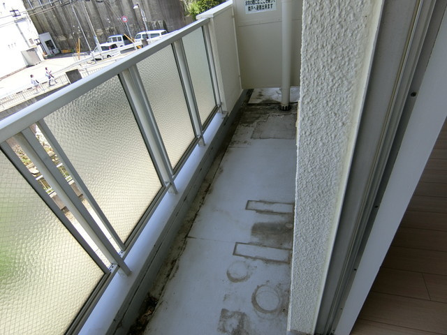 りばぁさいど多聞のバルコニー