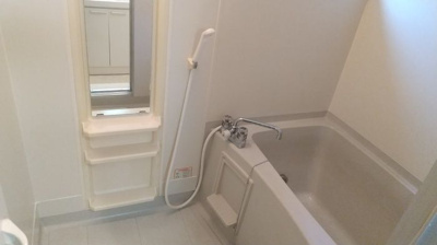 【浴室】 | ロイヤルガーデン・アネシス　Ｃ