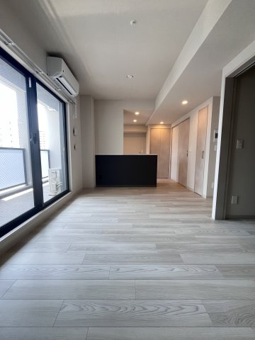 大阪市都島区内代町１丁目の賃貸マンションの居間・リビング