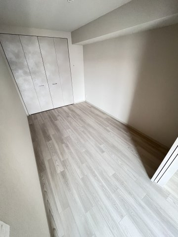 大阪市都島区内代町１丁目の賃貸マンションの洋室