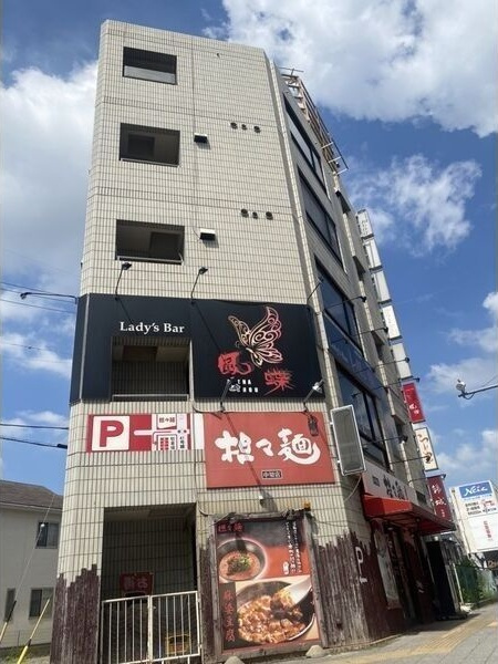 第一マツヤビルの外観