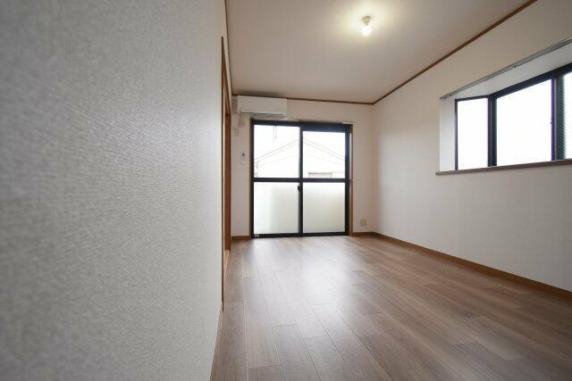 コンフォートＮの洋室|広々とした洋室です