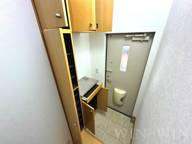 フレシール天伯 B棟の玄関