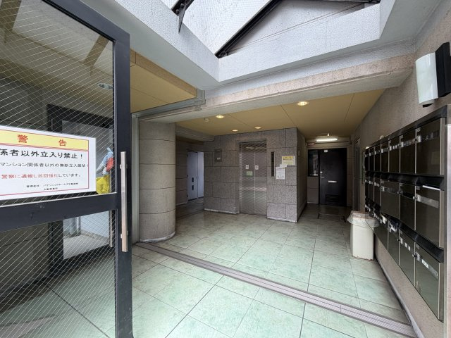 エルスト東住吉のエントランス