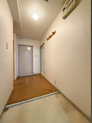 エルスト東住吉の玄関