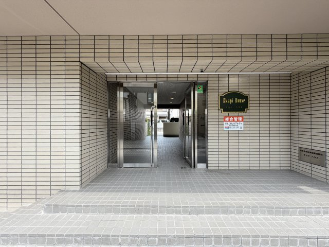 オカピハウスのエントランス