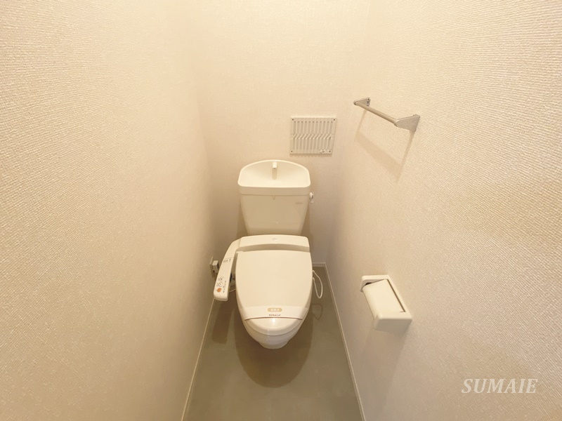 メゾンアリアのトイレ|コンパクトで使いやすいトイレです☆