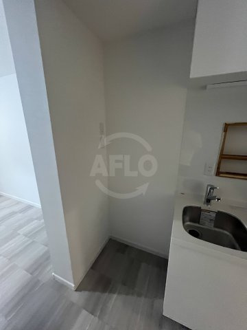 Nesta Residence大正のロビー|Nesta Residence大正　冷蔵庫置き場