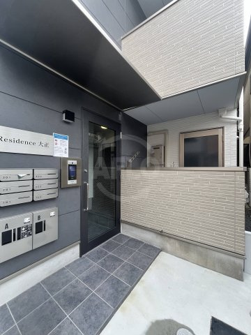 Nesta Residence大正のエントランス|Nesta Residence大正　エントランス