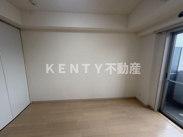 【寝室】 | ガーラ・グランディ大森 | 落ち着いた色調の寝室です