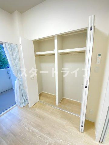 大阪市淀川区宮原５丁目の賃貸マンションの収納