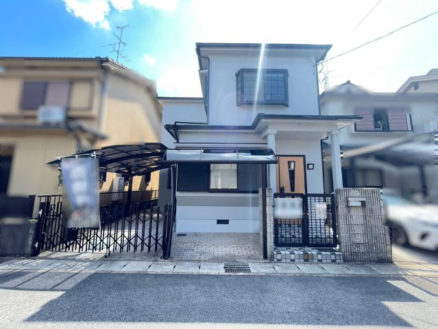 ◆リフォーム済み４LDK◆収納豊富◆スーパー徒歩４分◆近鉄小倉駅徒歩１２分◆宇治市宇治半白