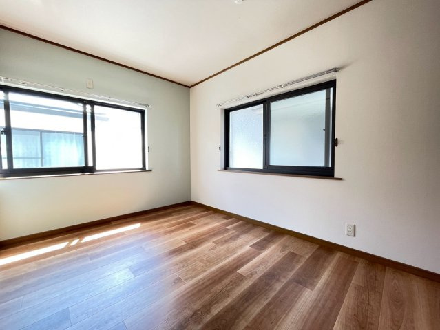 ◆リフォーム済み４LDK◆収納豊富◆スーパー徒歩４分◆近鉄小倉駅徒歩１２分◆宇治市宇治半白の洋室|洋室