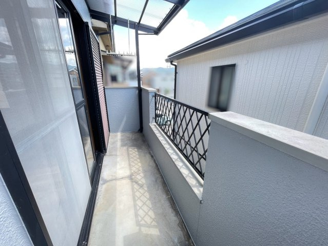 ◆リフォーム済み４LDK◆収納豊富◆スーパー徒歩４分◆近鉄小倉駅徒歩１２分◆宇治市宇治半白のバルコニー|バルコニー