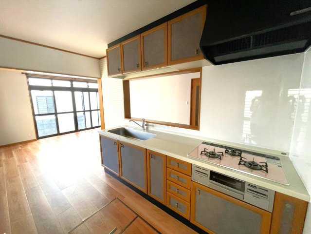 ◆リフォーム済み４LDK◆収納豊富◆スーパー徒歩４分◆近鉄小倉駅徒歩１２分◆宇治市宇治半白のキッチン|キッチン