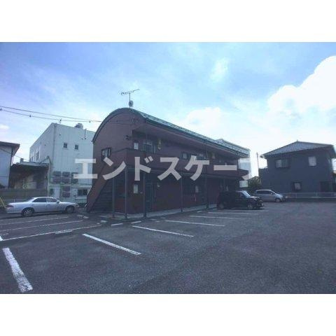 ヴィラ・オトンヌCの駐車場|高崎、前橋のお部屋探しはエンドスケープまで！お客様の理想お聞かせ下さい♪