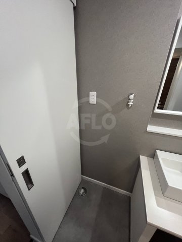 Nesta Residence大正の洗面所|Nesta Residence大正　洗濯機置き場
