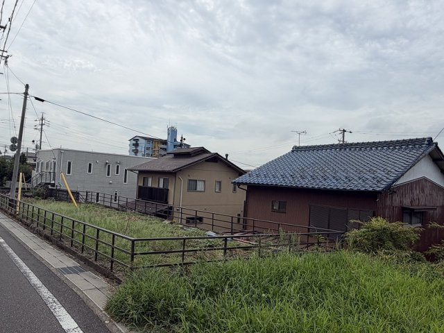 各務原市那加浜見町1丁目の外観
