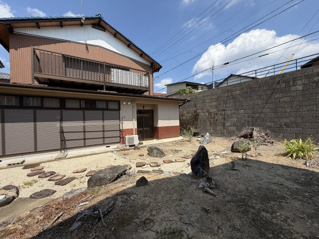 各務原市那加浜見町1丁目の外観