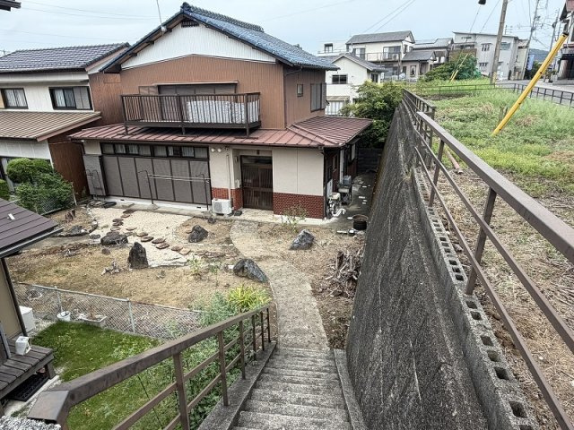 各務原市那加浜見町1丁目の外観