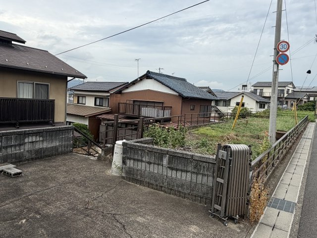 各務原市那加浜見町1丁目の外観