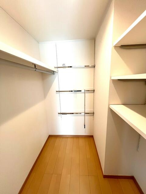 南生田戸建の収納