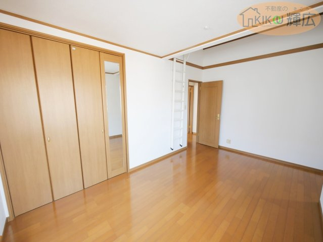 明石市二見町西二見　中古戸建の寝室