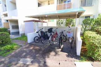 【駐輪場】 | 羽根沢第一住宅 | 駐輪場～使用料無償です！