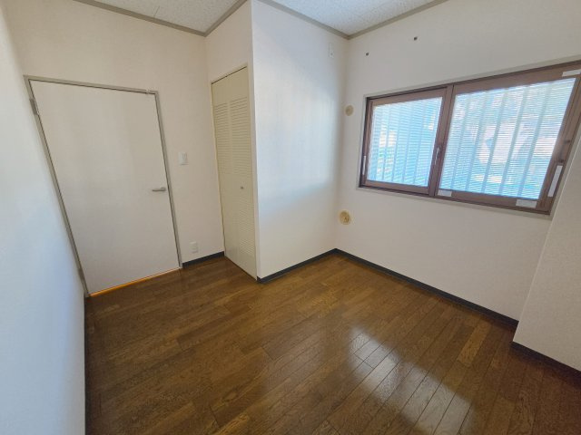 リジェール宝塚の寝室