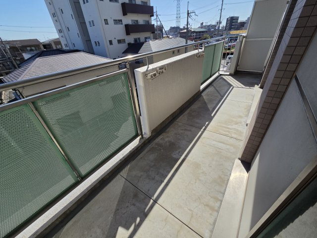リジェール宝塚のバルコニー