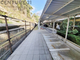 屋根付き駐輪場