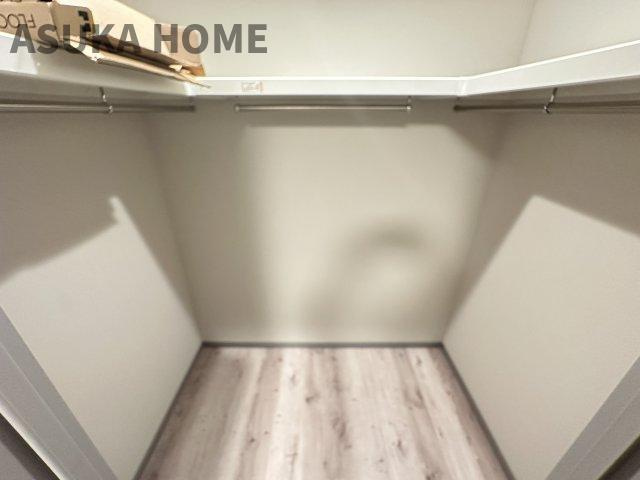 伊勢佐木町レインボーマンションの収納|衣類や箱物や思い出の品もたっぷり収納できるので、整理整頓にも◎。お部屋もより広々と使えます。