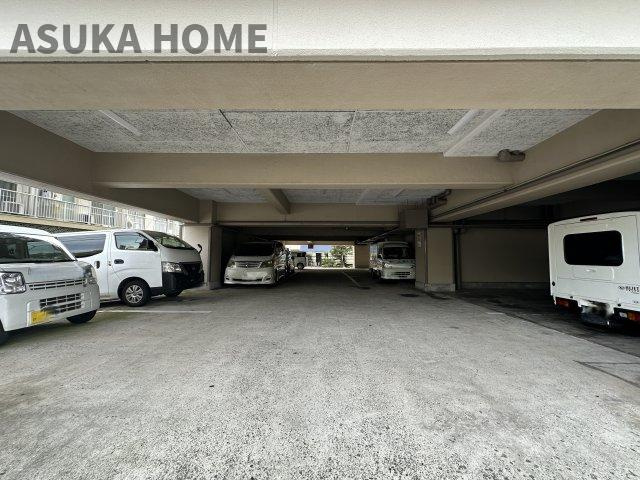 伊勢佐木町レインボーマンションの駐車場|駐車場の空き状況については、その都度、確認いたしますのでお気軽にお聞きください。