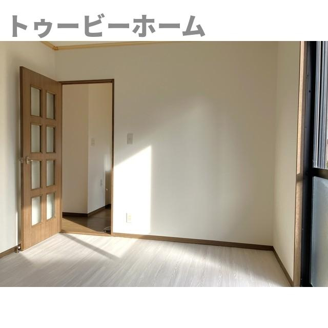 グランカーサA棟の居間・リビング|ゆったりとしたリビングです