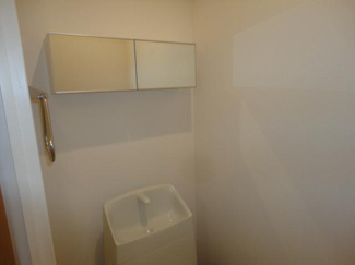 【トイレ】 | サンラヴィアン | トイレ鏡付収納