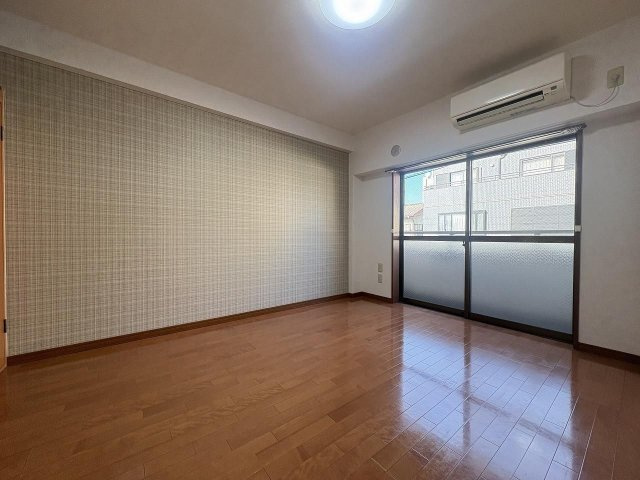 アンプルール新屋敷のその他