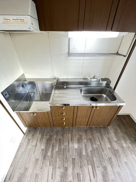 尼崎市三反田町２丁目の賃貸マンションのキッチン