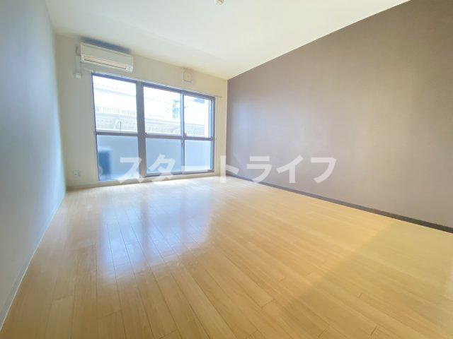 大阪市東淀川区西淡路２丁目の賃貸マンションの居間・リビング