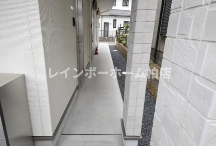【仲介手数料：50％OFF】対象物件！のエントランス|落ち着いたエントランスです