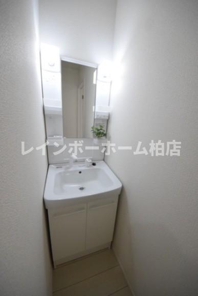 【仲介手数料：50％OFF】対象物件！の洗面所|コンパクトで使いやすい洗面所