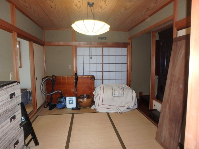 S1795H　白浜海望む中古住宅の和室|落ち着いた雰囲気の和室付きです