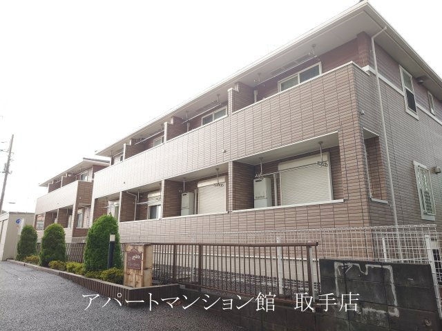 グランパルティⅡの外観