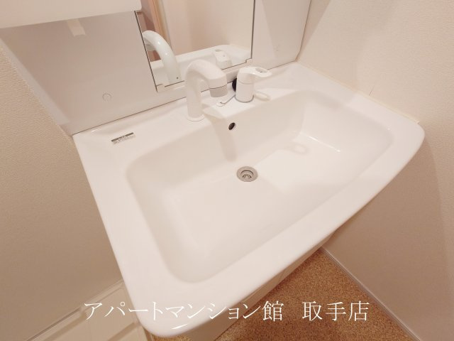 グランパルティⅡの独立洗面台