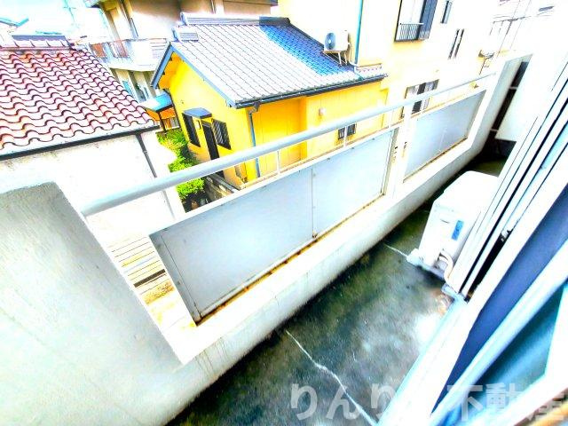 【バルコニー】 | セグラ山城 | バルコニー付きです