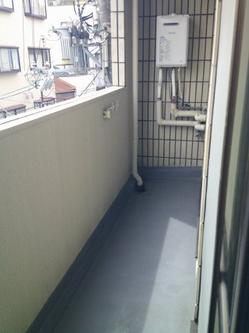 大阪市中央区上本町西２丁目の賃貸マンションのバルコニー