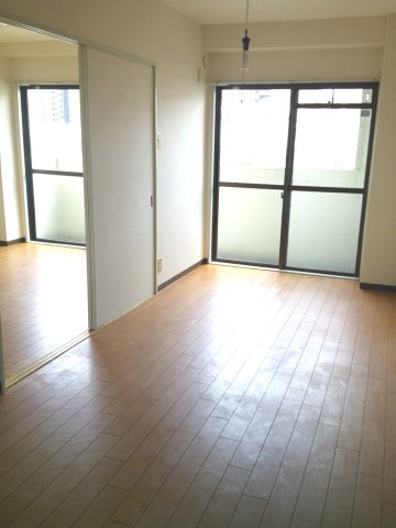 大阪市中央区上本町西２丁目の賃貸マンションの内装