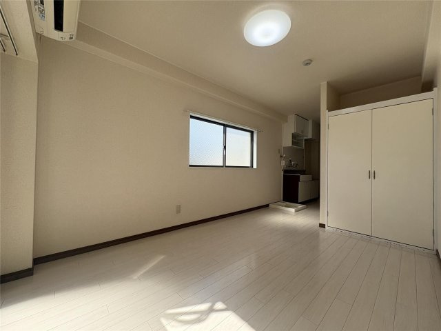 アンプルール新屋敷のその他