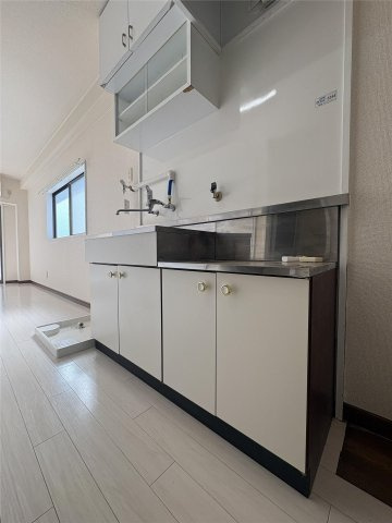 アンプルール新屋敷のキッチン